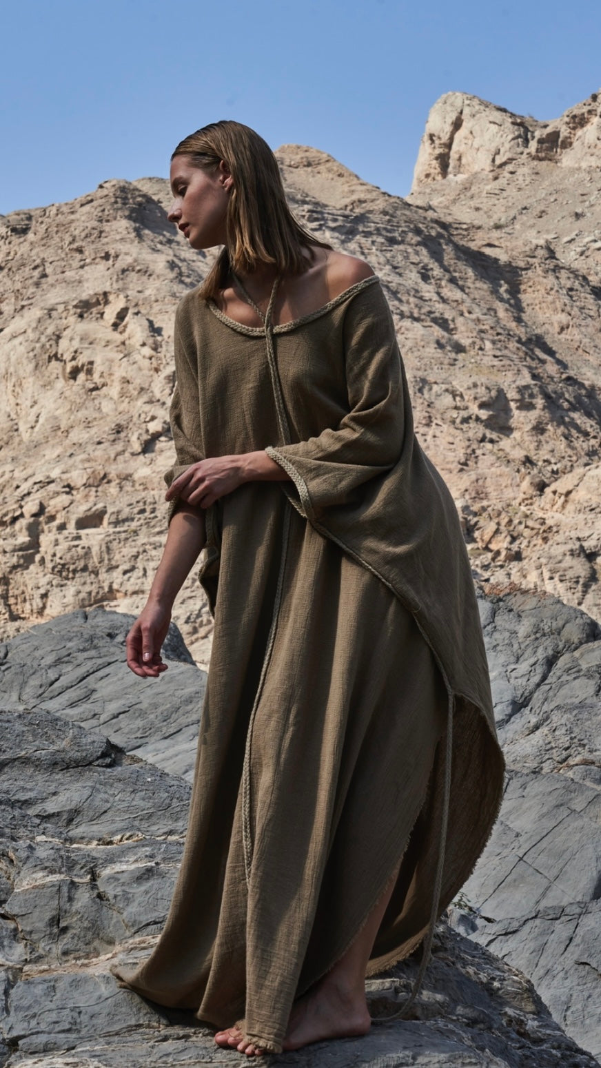 Sande Linen Kaftan Coloniale