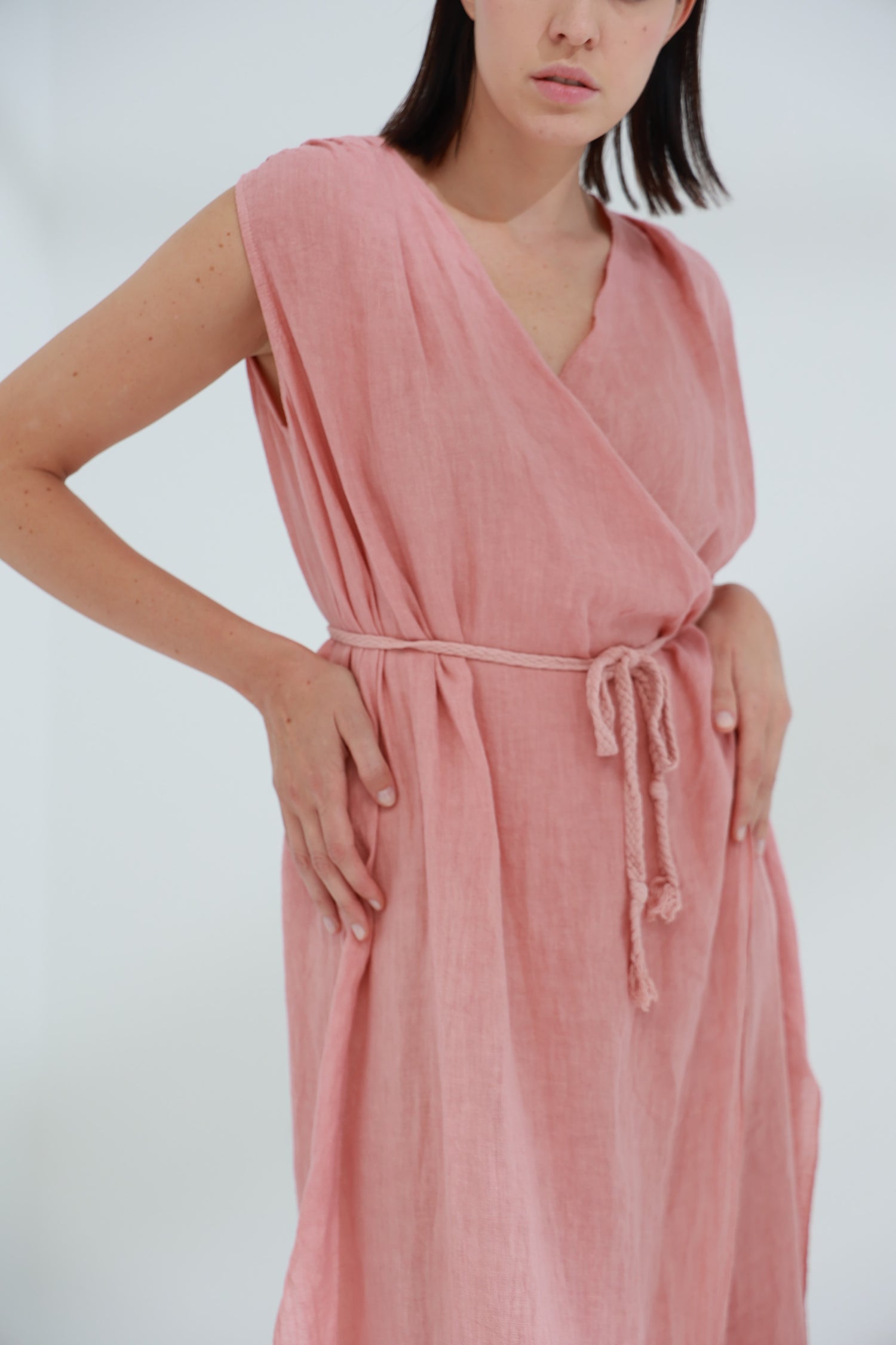 Pelle Pure Linen Cape Caramel | G Linen World