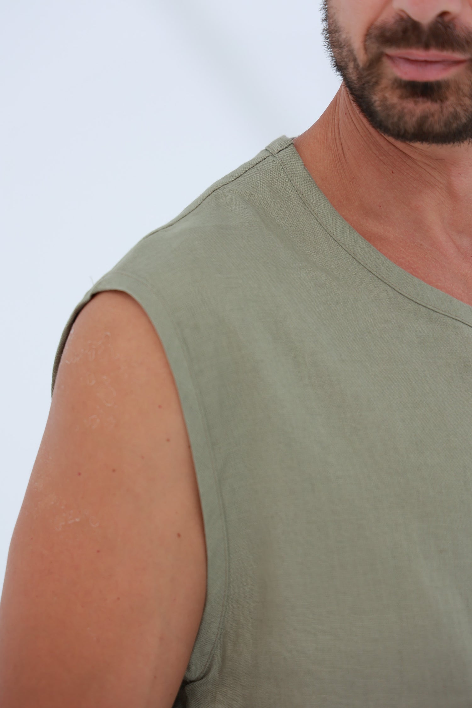 Commode Men's 100% Linen Top Green | G Linen World