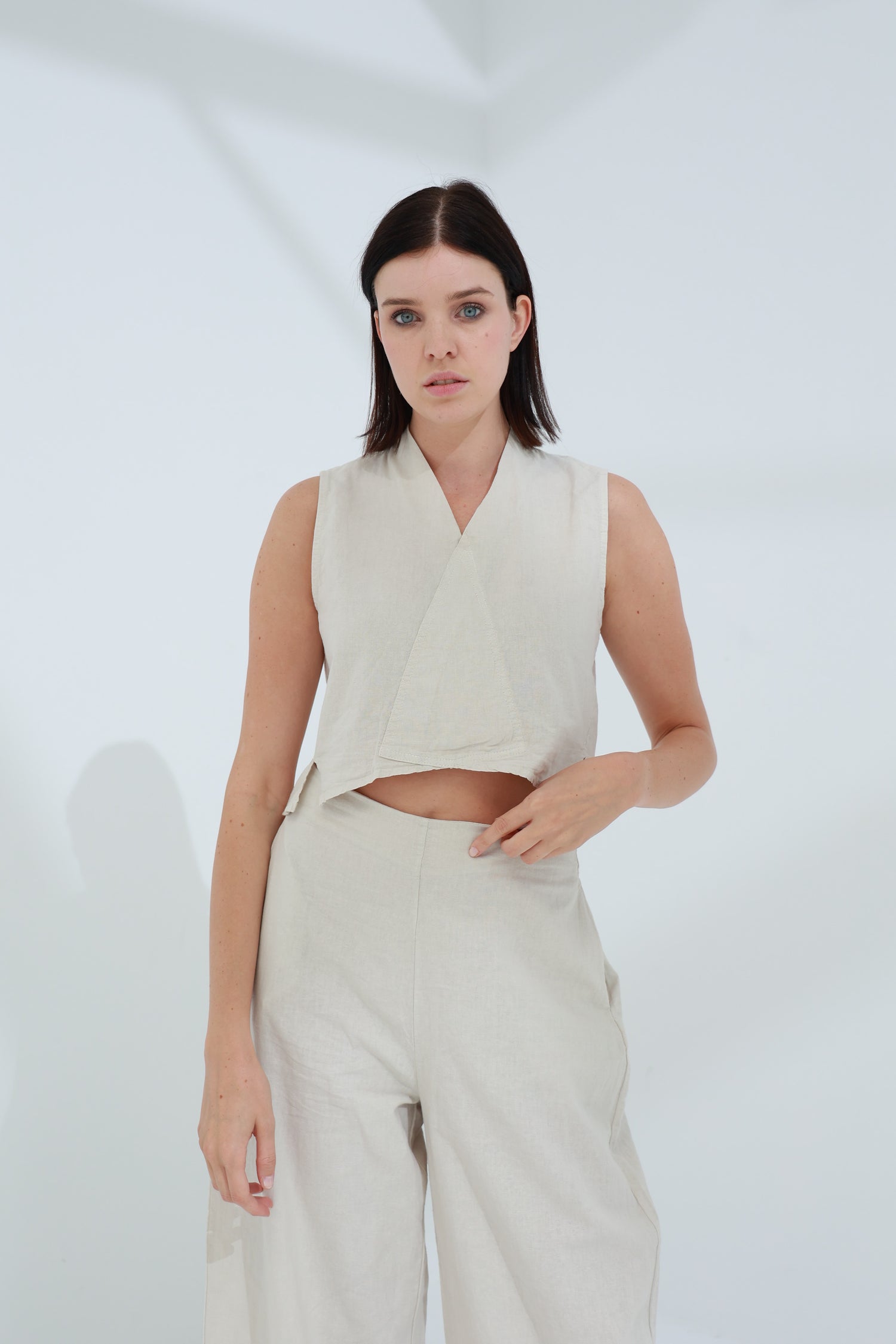 Colpo Linen Crop Top Sabbia | G Linen World
