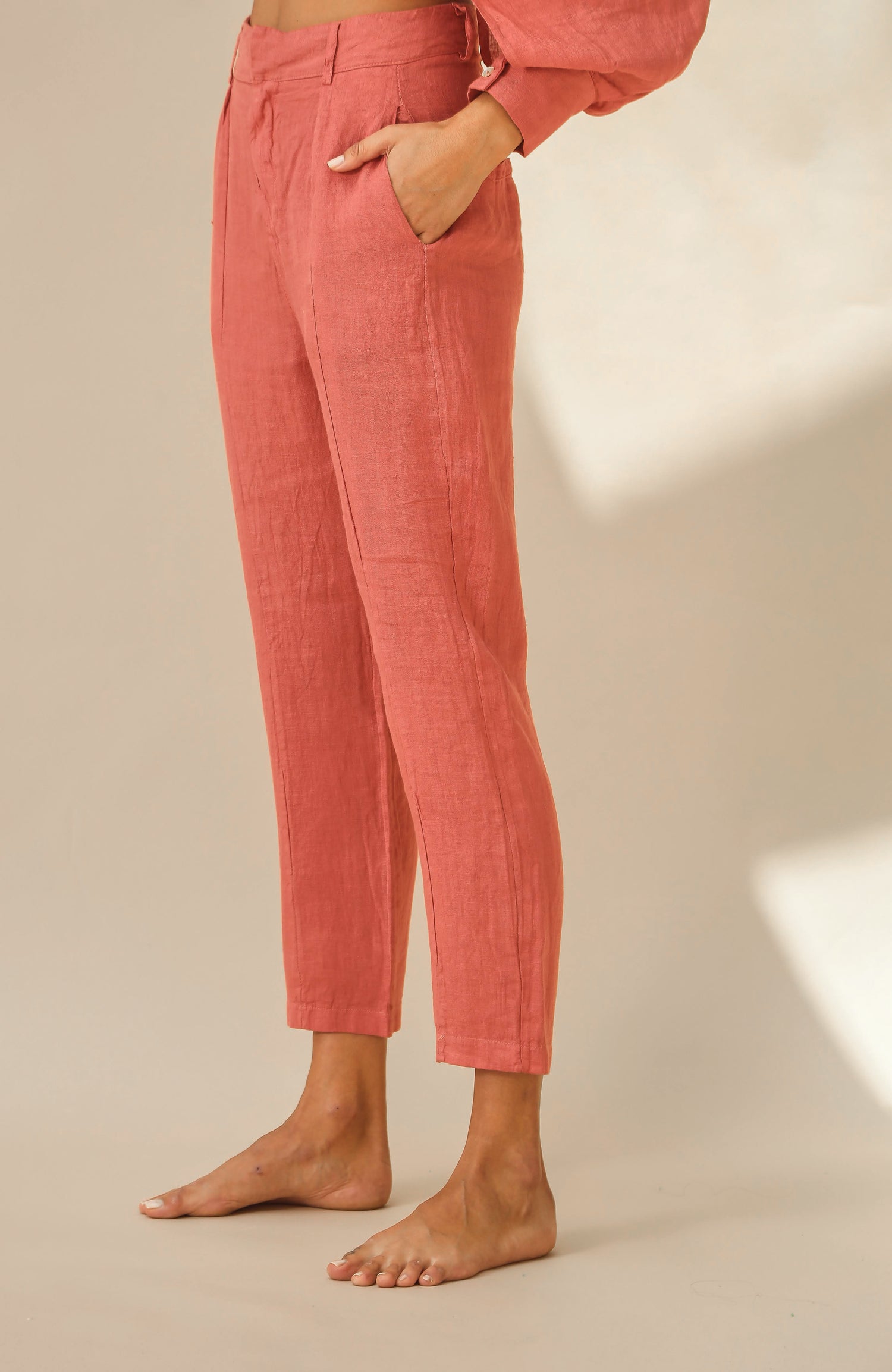 Fiamma Pure Linen Cigarette Leg Trousers in Pepe Rosa | G Linen World
