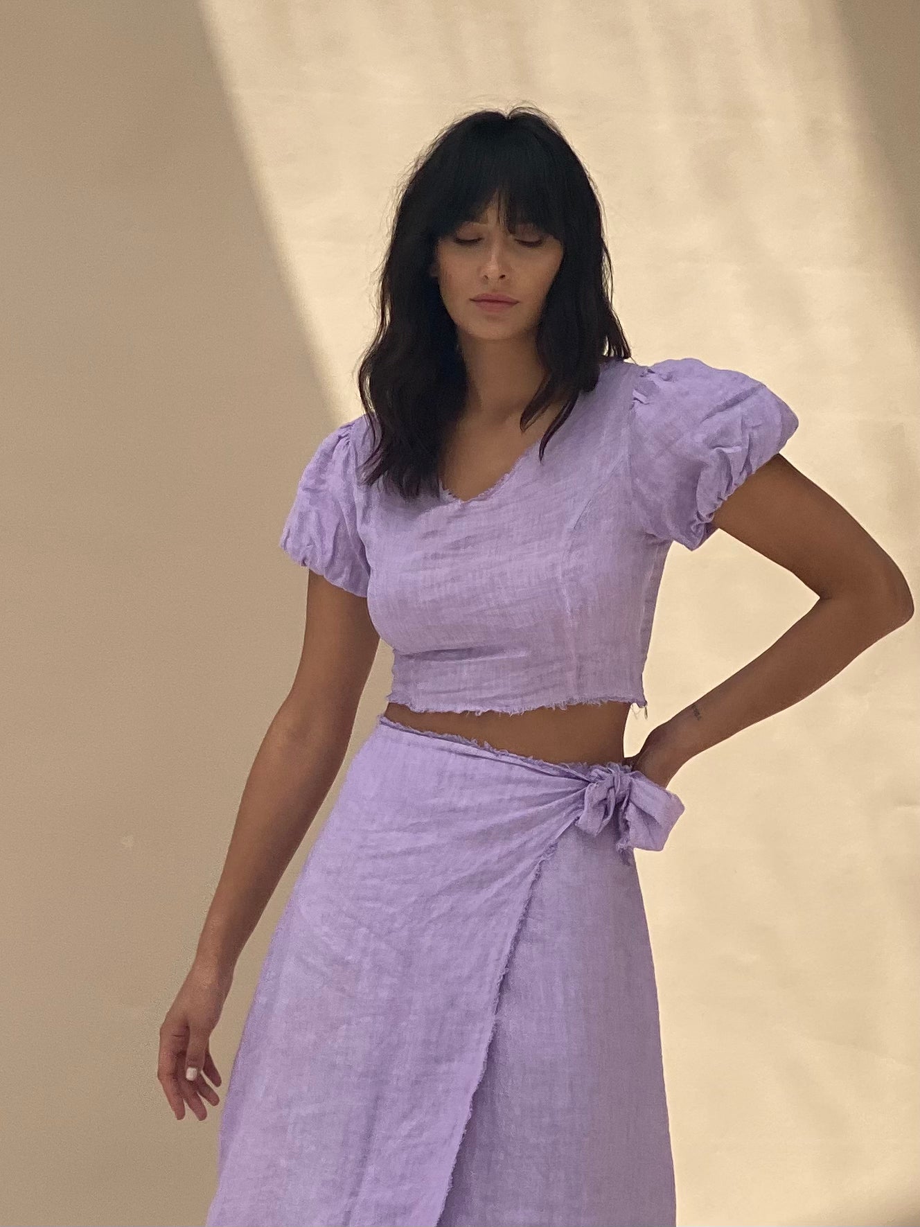 Tocco Voluminous Pure Linen Crop Top in Violet | G Linen World