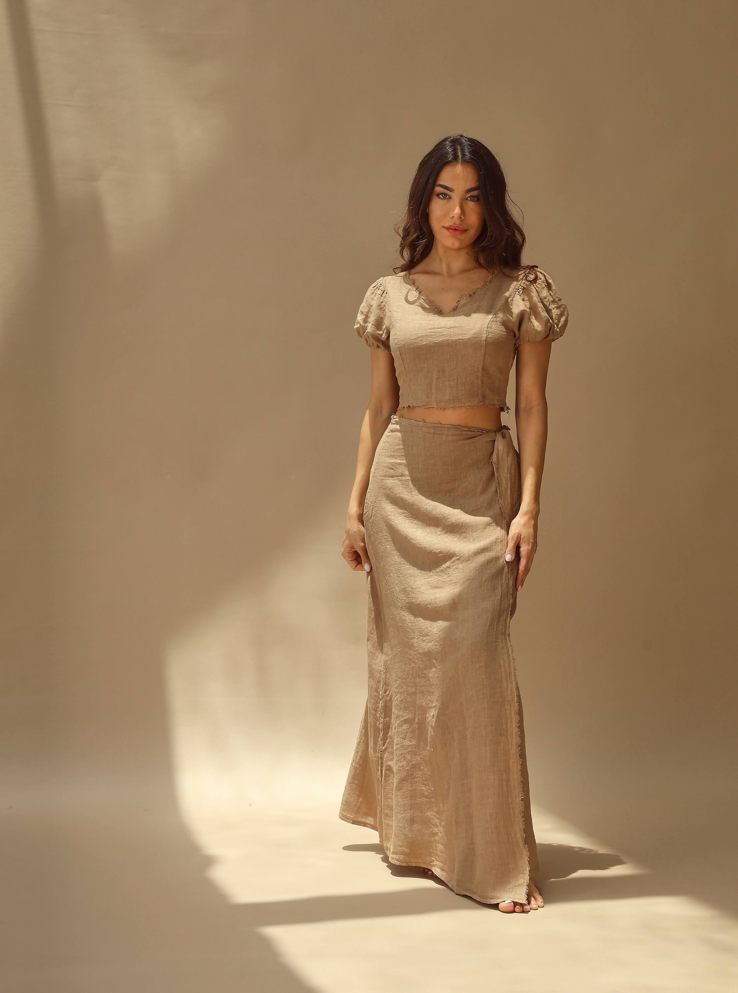 Tocco Voluminous Pure Linen Crop Top in Cammello | G Linen World