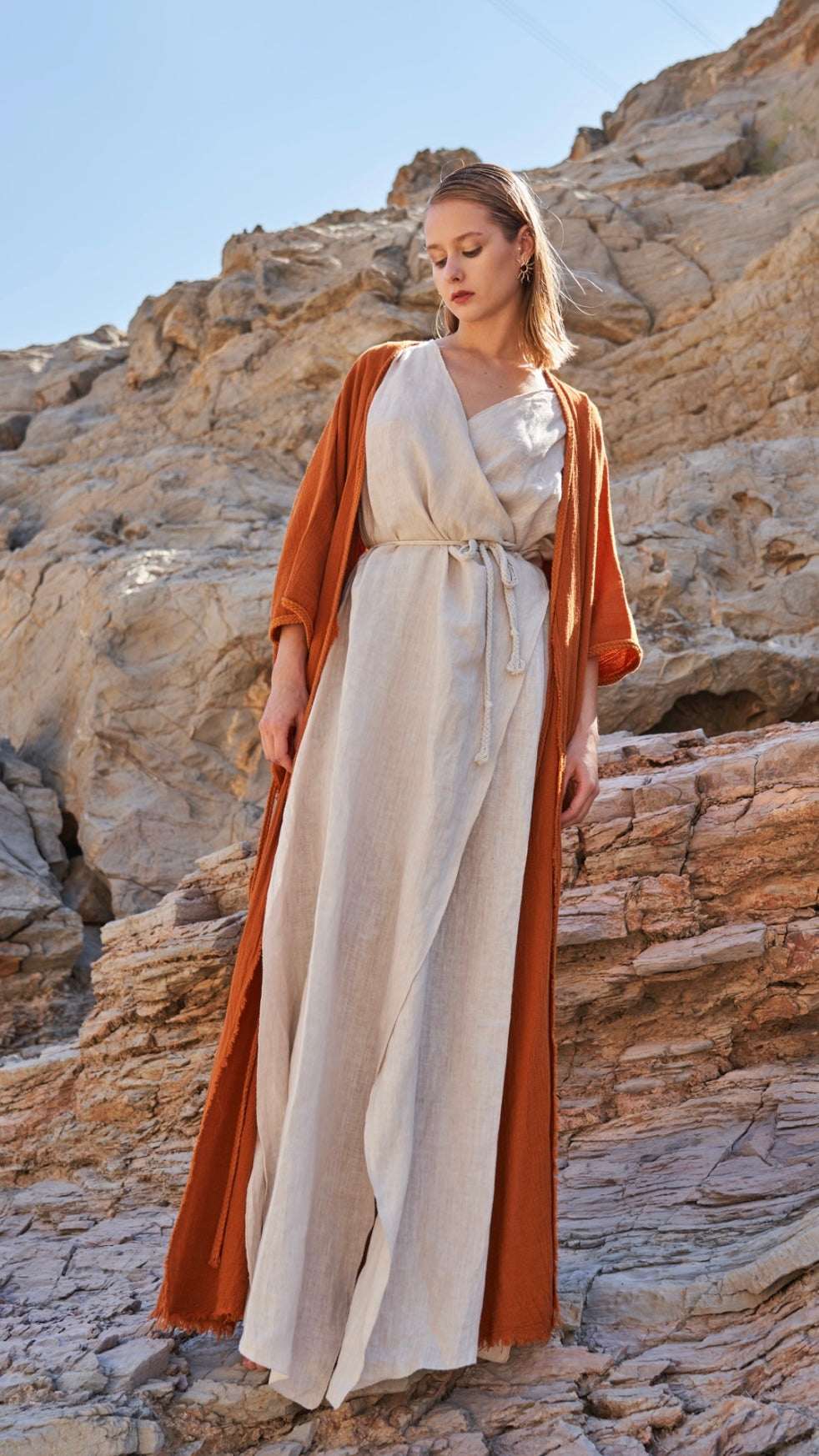 Sande Linen Abaya Rust