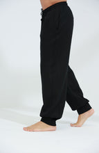 تحميل الصورة في عارض المعرض ، Commode Men&#39;s Relaxed Loose Fit 100% Linen Pants Black | G Linen World
