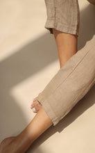 تحميل الصورة في عارض المعرض ، Fiamma Pure Linen Cigarette Leg Trousers in Cammello | G Linen World
